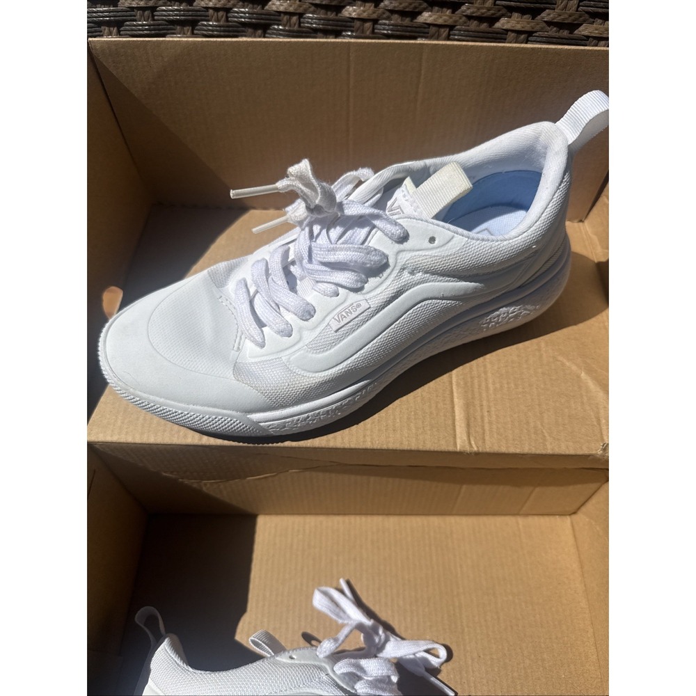 Size 5.5M/7W - Vans Ultrarange Exo White VN0A4U1KQLZ - Picture 2 of 6